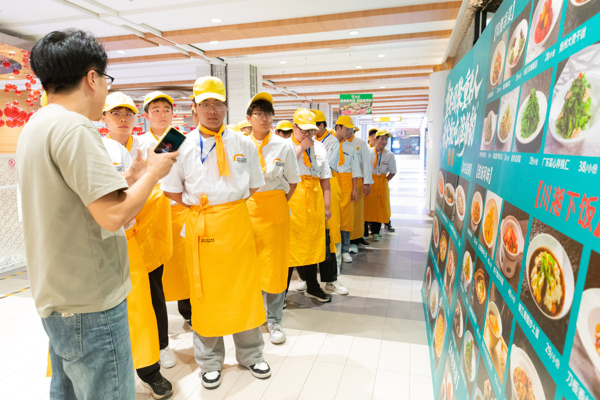 校企聯動拓視野，實踐賦能促就業——西安新東方烹飪技工學校組織中餐學子探店西安餐飲名企